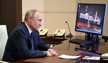 Vladimir Putin discusses Ukraine with Russian security council