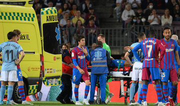 Barcelona triumph after Araujo taken off the field in ambulance