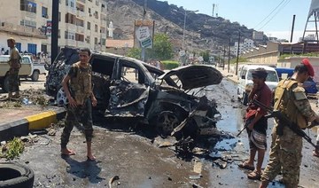 Army commander survives car bomb in Aden