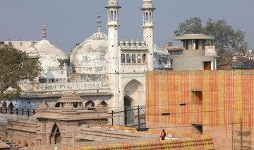India’s top court revokes ban on large prayer gatherings in mosque