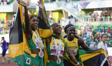 Fraser-Pryce back on top, leads Jamaican sweep in 100 meters