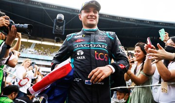 Mitch Evans wins Seoul E-Prix double-header opening race to keep Formula E title hopes alive