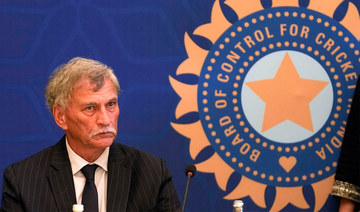 Binny replaces Ganguly as Indian cricket board chief