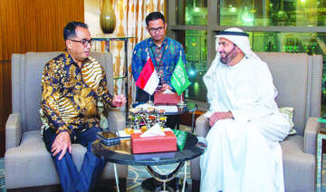 Dr. Tawfiq Al-Rabiah hold talks with Budi Karya Sumadi in Makkah. (Supplied)