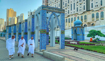 The beautification of Makkah continues with new murals adorning street walls on the way to the Grand Mosque. (SPA photos)