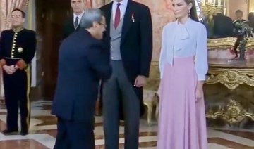 Iran’s ambassador to Madrid avoids shaking hands with Queen Letizia of Spain