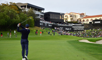 Tiger Woods opens with 69 at Riviera, trails Homa, Mitchell by 5