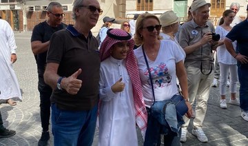Saudi boy amazes tourists with his communication skills