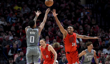 Kings end playoff drought, Mavs’ woes deepen