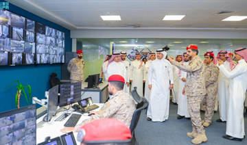 Saleh bin Nasser Al-Jasser visits King Abdulaziz Airport facilities in Jeddah. (SPA)