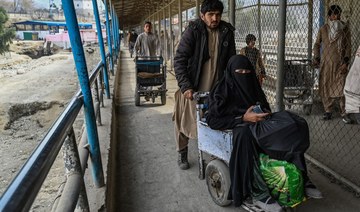 Over 1,000 Afghans trapped in Pakistan awaiting UK travel, report finds