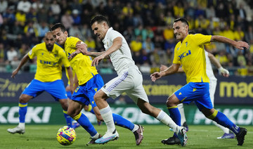 Real Madrid wins 2-0 at Cadiz before trip to Chelsea