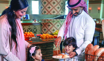 Saudi hotels, restaurants cook up ways to reduce Ramadan food wastage