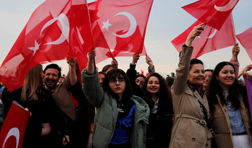 Turks abroad begin voting in presidential election runoff