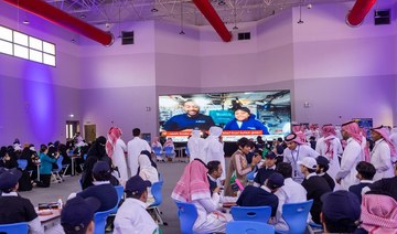 Saudi astronauts conduct ‘heat transmission’ experiment with students across the Kingdom