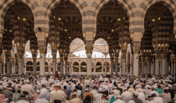 Worshipers pray at the Prophet’s Mosque in Madinah. (@wmngovsa)