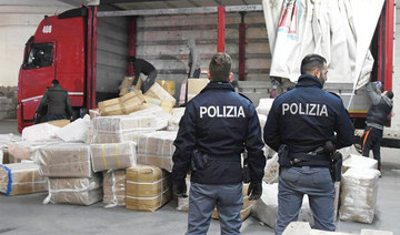 Italy police arrest 40 mafia suspects for drug smuggling via Chinese money brokers