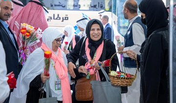 First group of Arab Hajj pilgrims arrives in Makkah