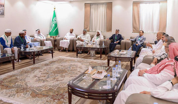 Hajj minister meets leading Islamic officials in Mina