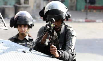 Israeli military shoot, injure 2 Palestinians 