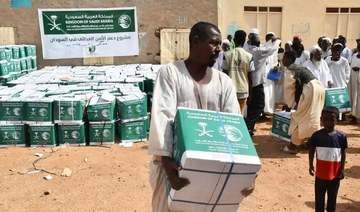 KSrelief distributes over 65 tons of food packages in Sudan, rehabilitates three schools in Yemen