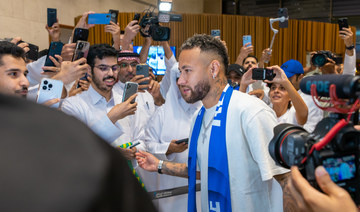 Superstar Neymar flies in to a hero’s welcome
