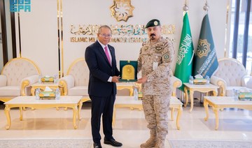 The head of the IMCTC receives the Malaysian Ambassador to Saudi Arabia Datuk Wan Zaidi Wan Abdullah in Riyadh. (SPA)