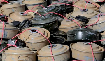 Saudi aid agency project clears 837 mines in Yemen