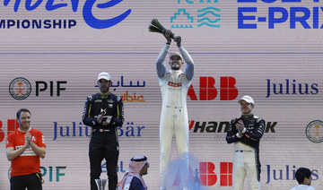 Jake Dennis wins thrilling first race of Diriyah E-Prix weekend