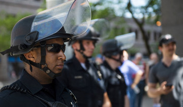 Police officers stand guard in Dayton, Ohio. (AFP file photo)