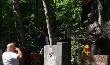 Russian mercenary Prigozhin’s statue unveiled at his grave