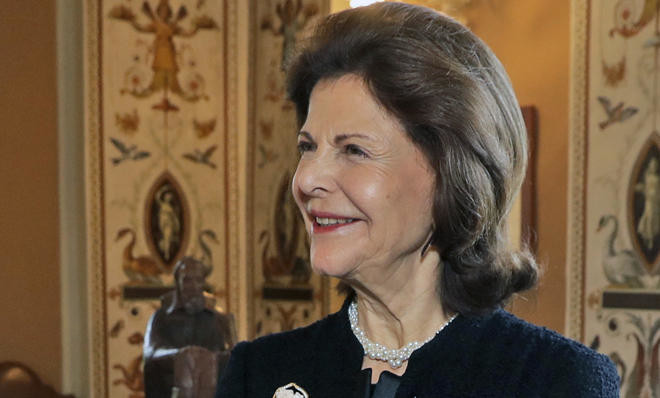 Swedish royal palace haunted but ghosts friendly, queen says