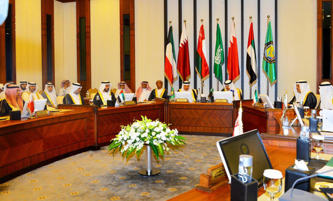 Ministers discuss ways to boost Gulf tourism