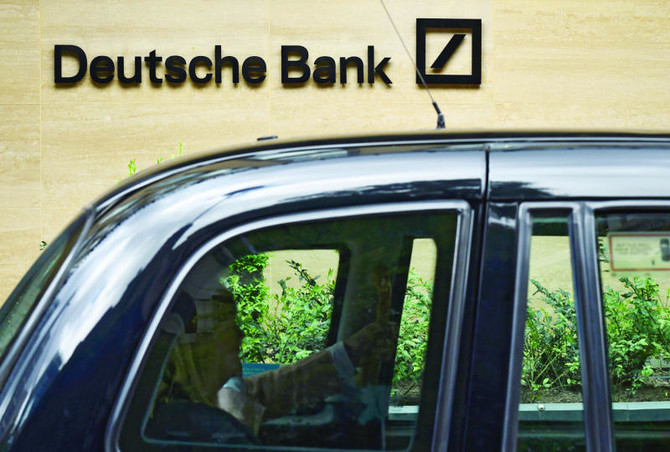 Deutsche Bank braces itself for British EU exit