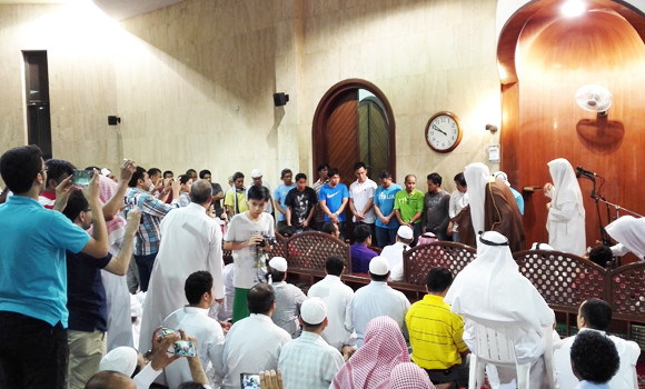 20 expat workers embrace Islam