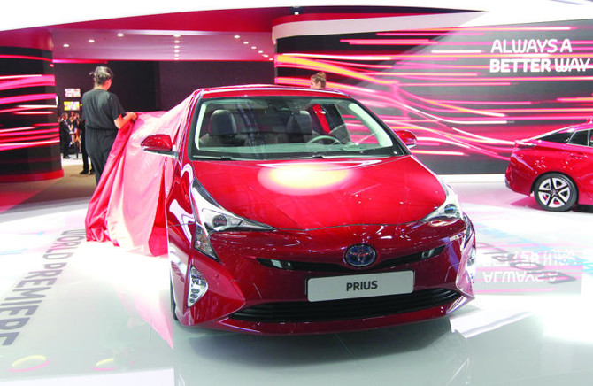 Toyota launches Mirai hydrogen-fueled sedan