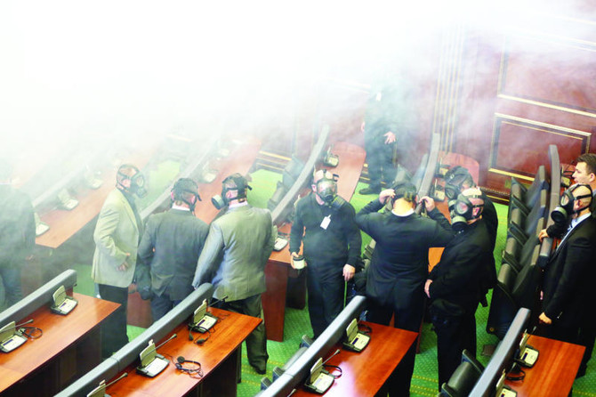 Kosovo lawmakers use tear gas to block Parliament