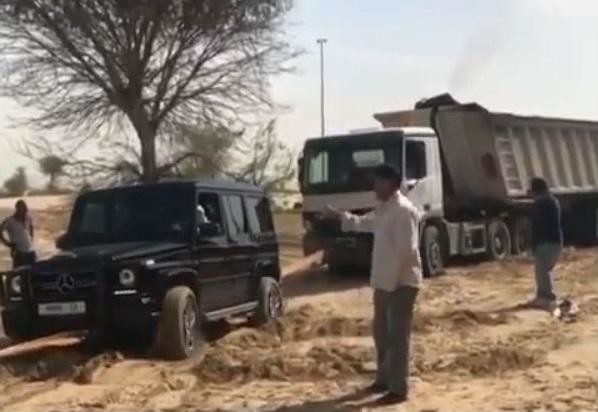 Watch: Dubai’s crown prince rescues truck driver in desert mishap
