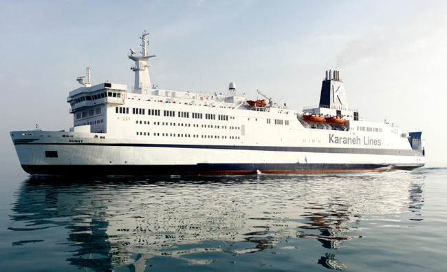 Iran’s biggest ever cruise ship docks in Gulf