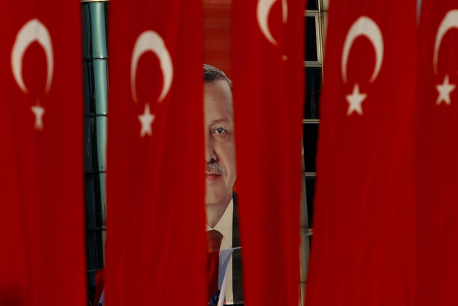 Turkey detains 5 suspected of Daesh attack plan on referendum
