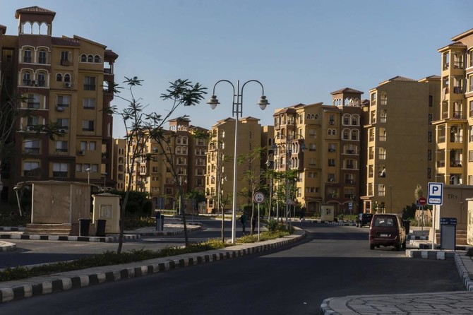 Gated compounds keep the rich away from Cairo’s chaos