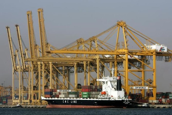 Dubai’s non-oil foreign trade up 2.7 percent to Dh327 billion in first quarter of 2017