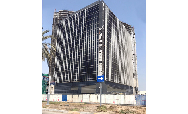 Abu Dhabi bank strips cladding from new building