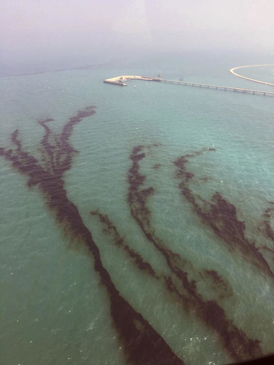 Kuwait battles oil spill in Arabian Gulf waters
