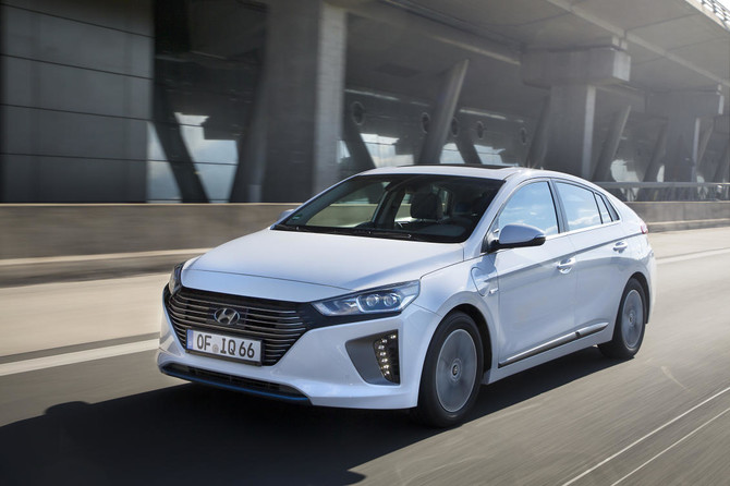Hyundai IONIQ Hybrid Plug-in enters markets