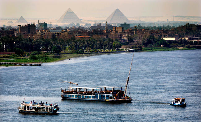 Dam upstream leaves Egypt fearing for its lifeline, the Nile
