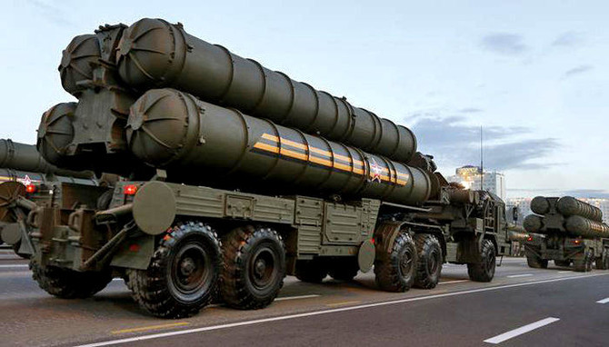 Saudi Arabia says to buy Russian S-400 air defense systems