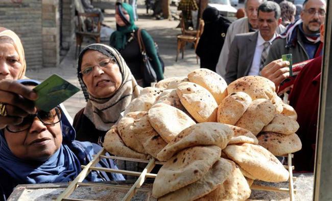 Egyptians’ satisfaction with country’s performance leaves room for improvement, poll shows