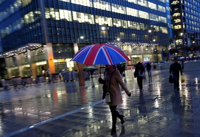 UK economy picks up speed, PMI survey shows