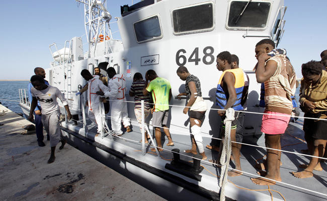 5 dead after migrant boat sinks off Libya